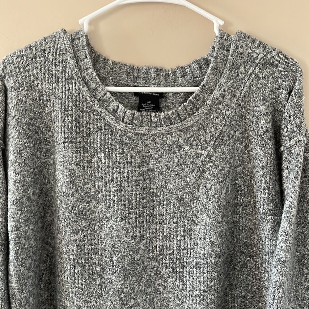 Womens’ Calvin Klein Sweater Size  L - Picture 2 of 5